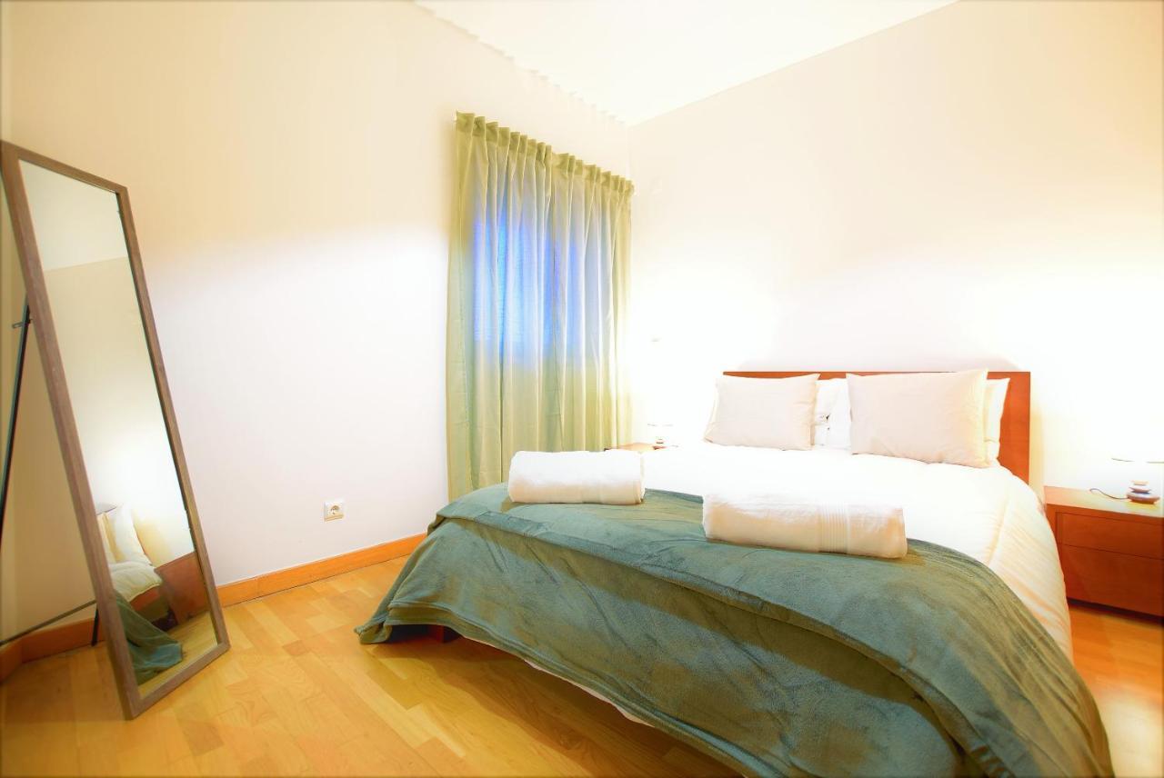 Marina De Albufeira T1 Ate 2 Pax Ou T2 Ate 6 Pax Com Piscina E Vista Marina Apartment Ngoại thất bức ảnh