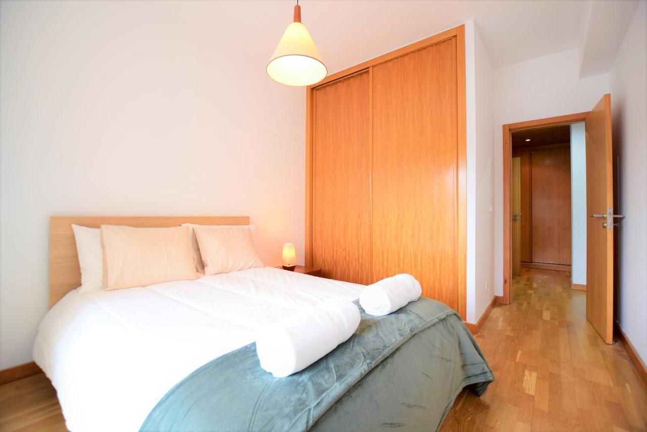 Marina De Albufeira T1 Ate 2 Pax Ou T2 Ate 6 Pax Com Piscina E Vista Marina Apartment Ngoại thất bức ảnh